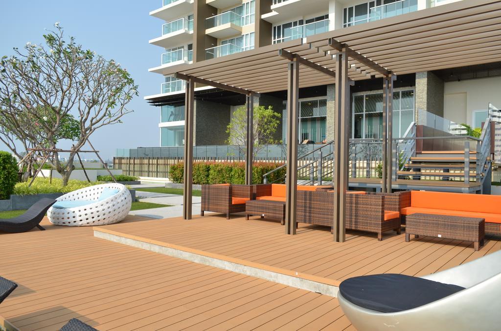 Cetus Beachfront Pattaya Condo Exterior foto